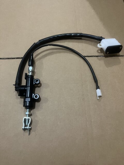 Suitable for Cisco Dragon Disc Brake Pump Zongshen Rx1 Rx1S Rear Disc Brake Pump Original 150-51 200-51 Brake Pump