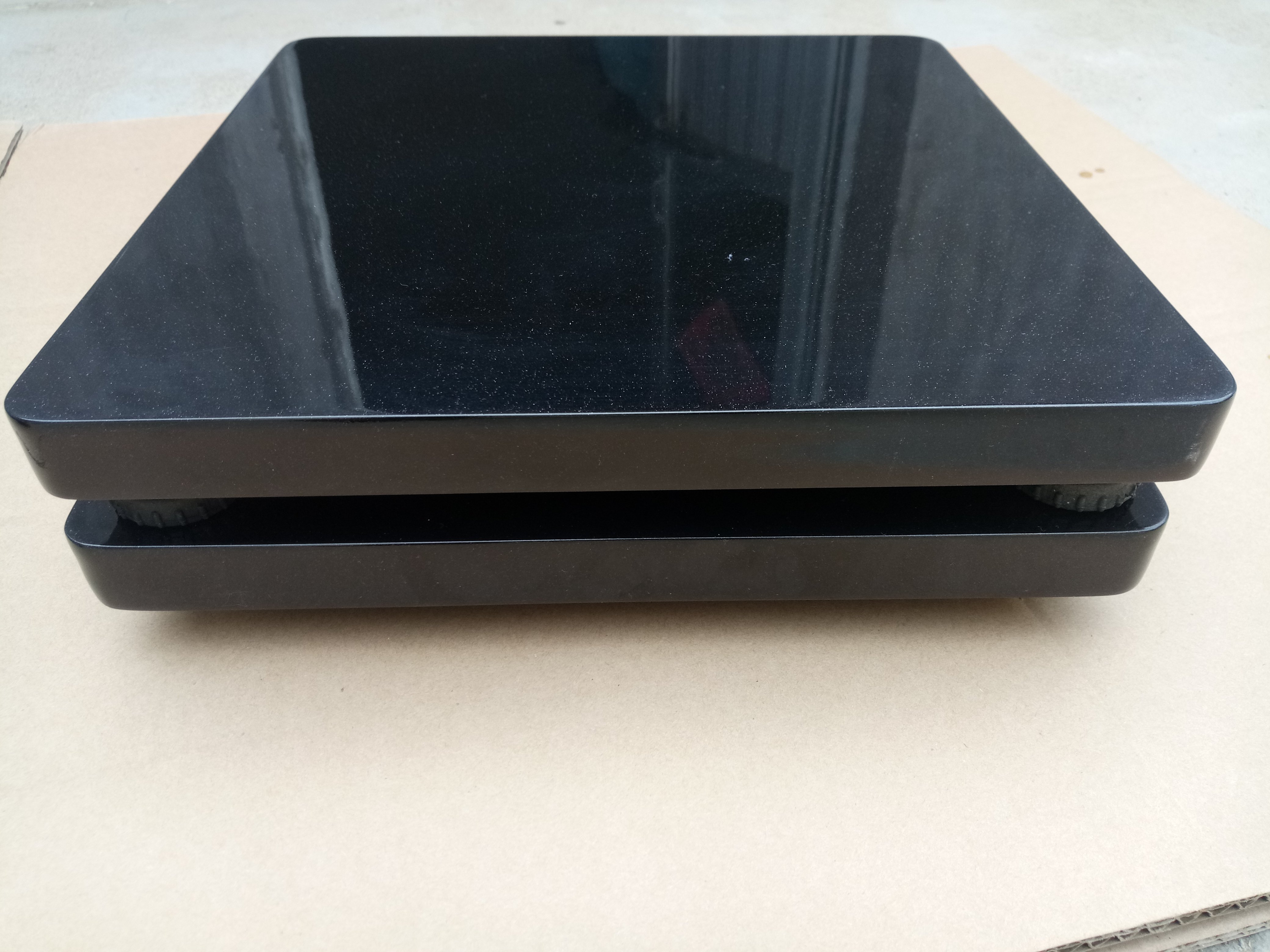 Painting power amplifier CD equipment Sound speaker seismic shelter seismic plate chassis pallet base rack rack nail