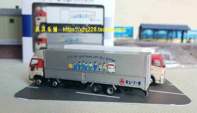 Модель машины tomytec㊣ n型 1:150冷冻冷藏运输卡车 krs group 佐川急便  dhl