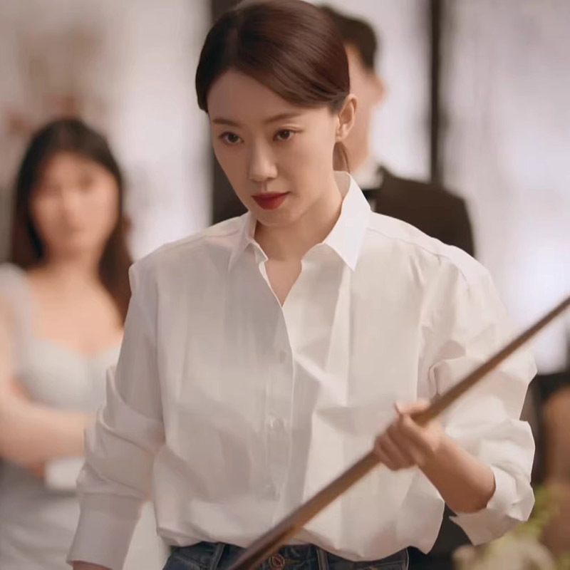 Good Things Come in Pairs: Zhang Xiaopelin's Same Style 2025 Autumn New White Shirt for Women, Casual and Versatile Long-Sleeved Shirt