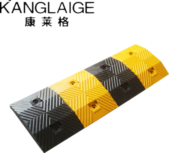 Rubber 5 thick trapezoidal deceleration with road road speed reduction plate car road buffer shock with cast steel speed limit ridge