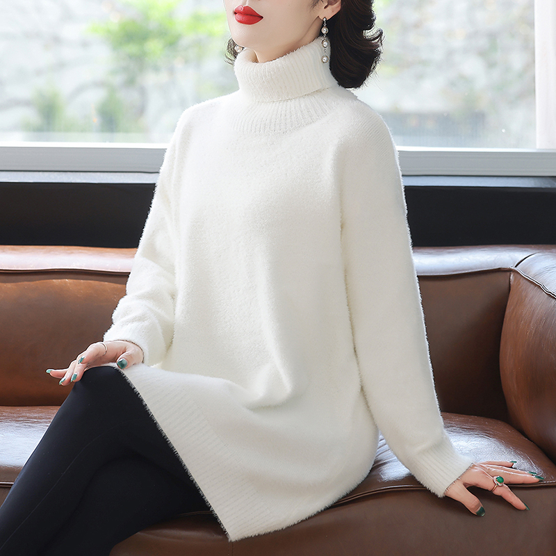 Autumn and Winter Lazy Style Faux Mink Turtleneck Sweater for Women, Mid-Length, Loose Fit, Thickened, Popular Pullover Knit Base Shirt Autumn and Winter Lazy Style Faux Mink Turtleneck Sweater for Women, Mid-Length, Loose Fit, Thickened, Popular Pullover Knit Base Shirt