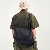 Light leisure fitness sports bag Japanese large capacity travel backpack women's simple shoulder messenger bag men's bag tide brand