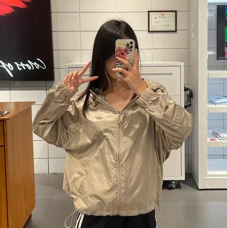 Big Brand Discount Area | Limited Time Offer | Celebrity-Inspired Spring and Summer Sports Woven Sun Protection Clothing and Windbreaker Jackets