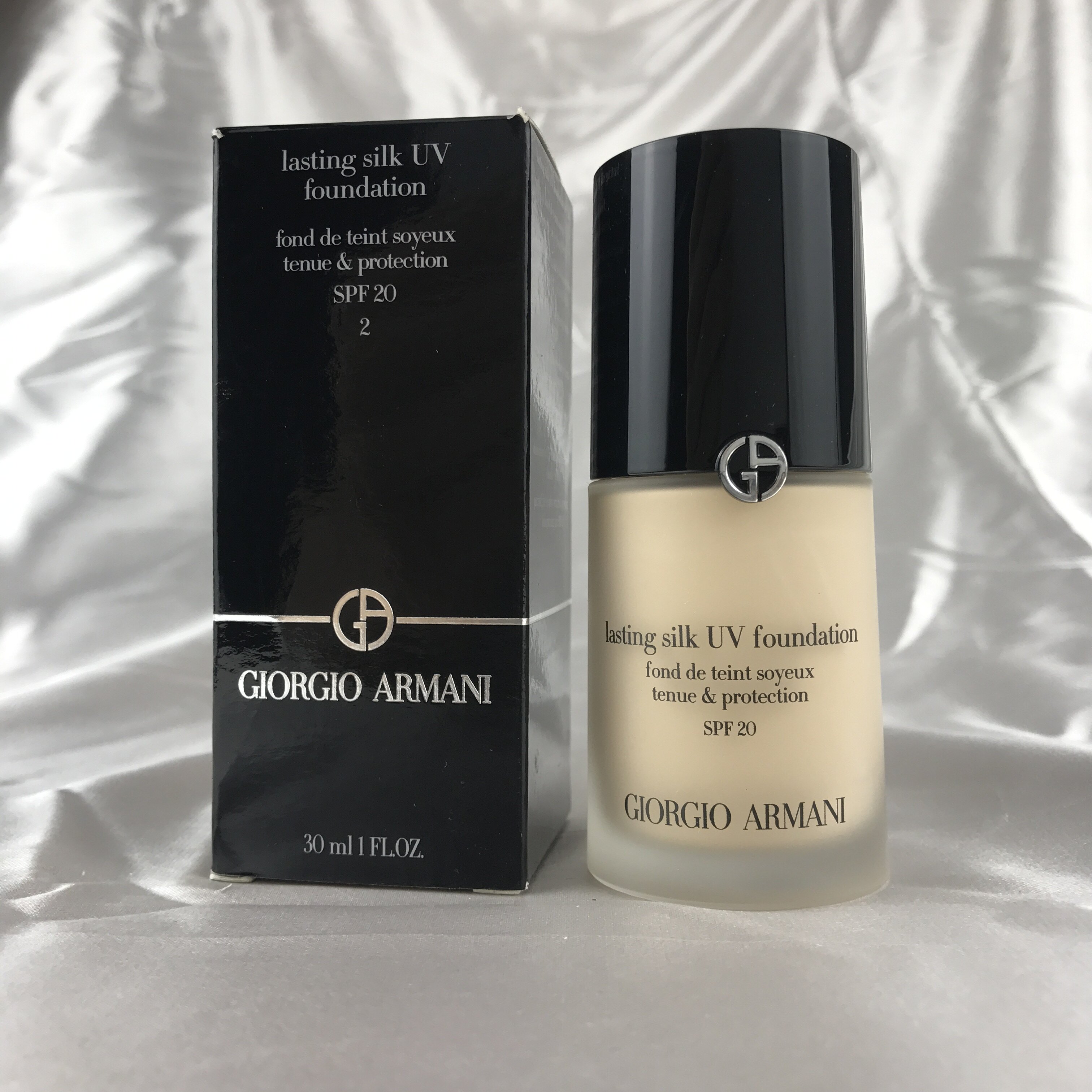 Armani Armani UV velvet soft mist foundation pure makeup foundation SPF20 30ML