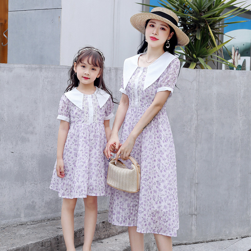 High-end French-style pro-dress Korean version of the Korean version of the princess dress 2022 new boomer women's dress in summer packed with a floral dress