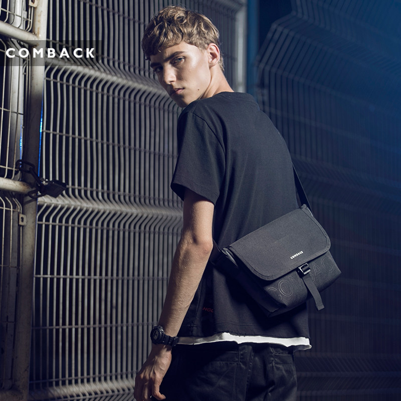 COMBACK Tide Cards Original Light Functions Splash Water Skew Satchel Single Shoulder Trampoline Fashion Trends Book Small Pack Hip Hop