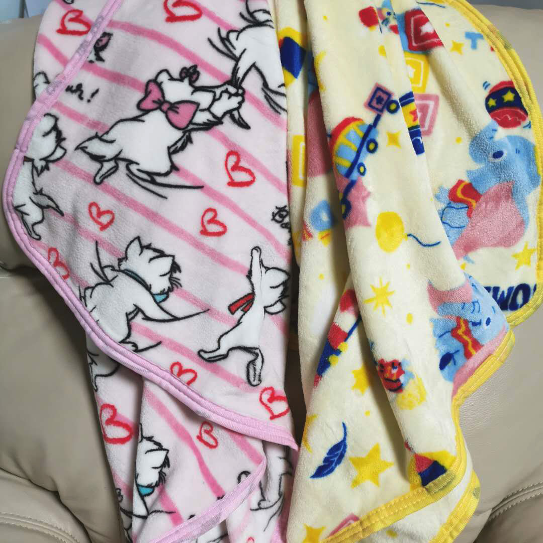 Slightly Flawless Spring Autumn Office Afternoon Nap Small Blanket Cartoon Flannel Nursery School Lunch Break Air Conditioning Blanket Coral Fleece Cuddle