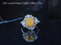 Yellow diamond ring female 1 0ct cushion shaped yellow diamond ring 18K inlaid 83 points diamond can be customized GIA bare stone