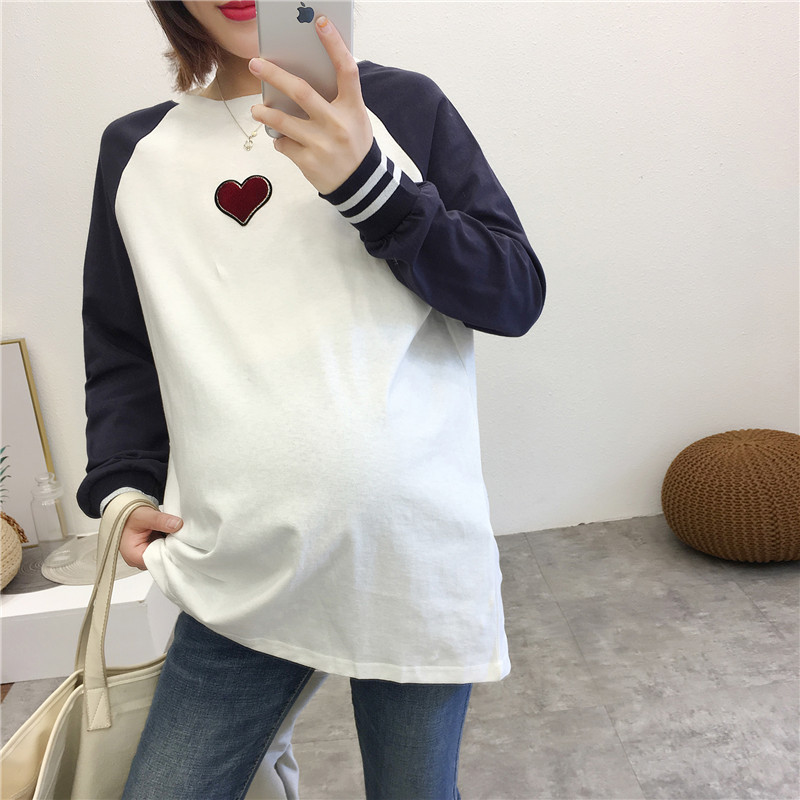 Pregnancy Woman Dress Spring Pure Cotton Blouses Medium Long Version Korean Version Loose large size 2022 Fashion hit bottom pregnant woman T-shirt autumn tide