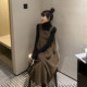 Stylish and slim ~ Pregnant woman autumn and winter suit fashionable 2024 new Korean style turtleneck bottoming shirt + suspender skirt two-piece set