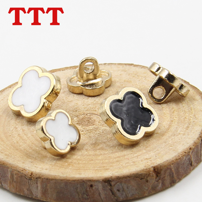 Metal Black and White Four-Leaf Clover Buttons for Clothes, Shirts, Chiffon, Cashmere Sweaters, Women's Decorative Buttons