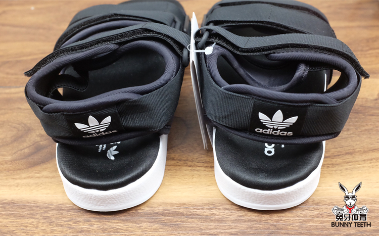Adidas clover ADILETTE bãi biển Velcro dép thể thao S75380 S75381 S75382 dép quai hậu