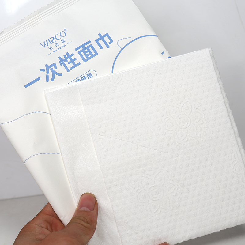 洁适康旅行神器：一次性毛巾浴巾套装，酒店用品新升级！