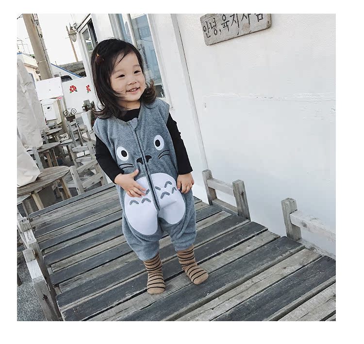Yuner mẹ cô gái mùa thu và mùa đông trẻ em túi ngủ trẻ sơ sinh trong nhà dịch vụ trong nhà ra jumpsuit giản dị giản dị bộ quần áo liền thân