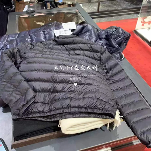 Теперь 3 размера большие M Small Y Итальянский Moncler Crassed Classic Lans Lans Women Line Lineweight Dow