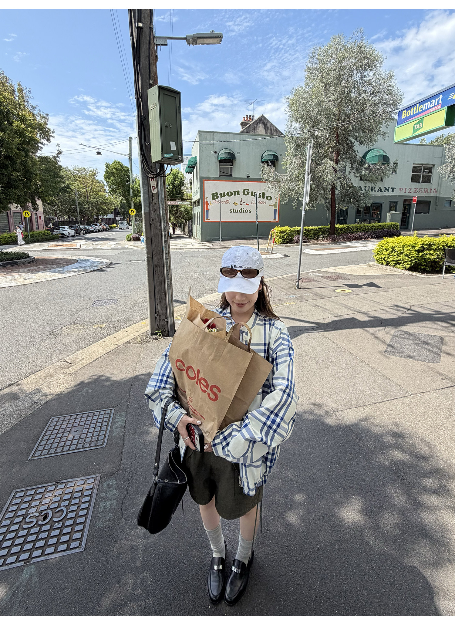 LelyMooch Двусторонняя хлопковая куртка в шотландскую сине-белую клетку с воротником-стойкой средней длины Baby синего цвета