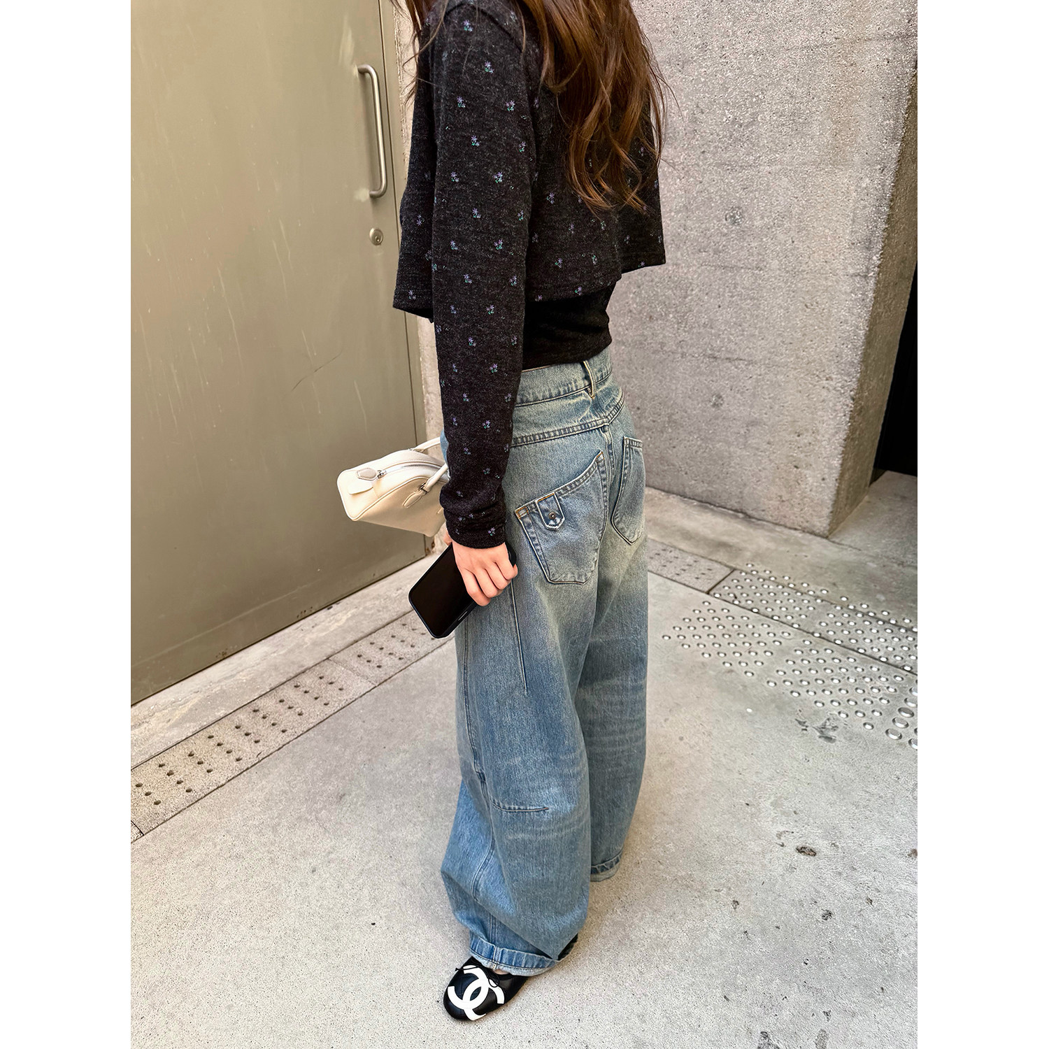 LelyMooch женские широкие джинсы прямого кроя светло-голубые с эффектом потертости и кракелюра весна-лето