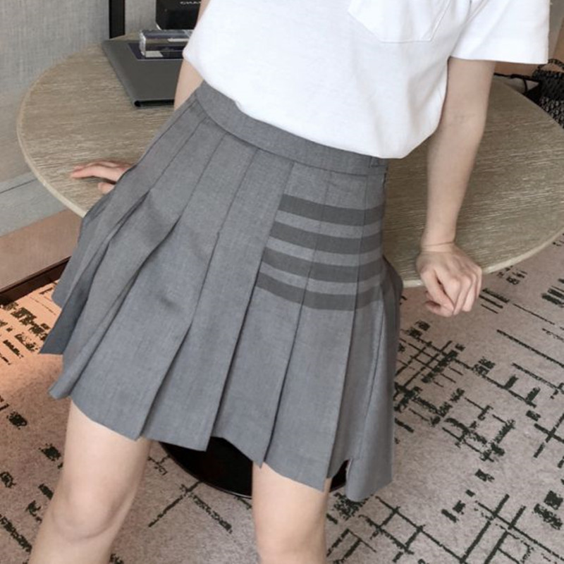 TB Outlet Display Slim high waist pleats Asymmetrical Anti-Walking Light Sport Short Skirt Lady Golf A Character Half Body Dress-Taobao