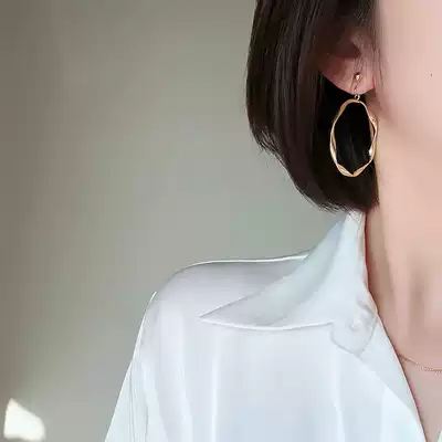 Advanced sense circle earrings female exaggerated personality tide cold style simple atmosphere ring ear clip without ear hole earrings female