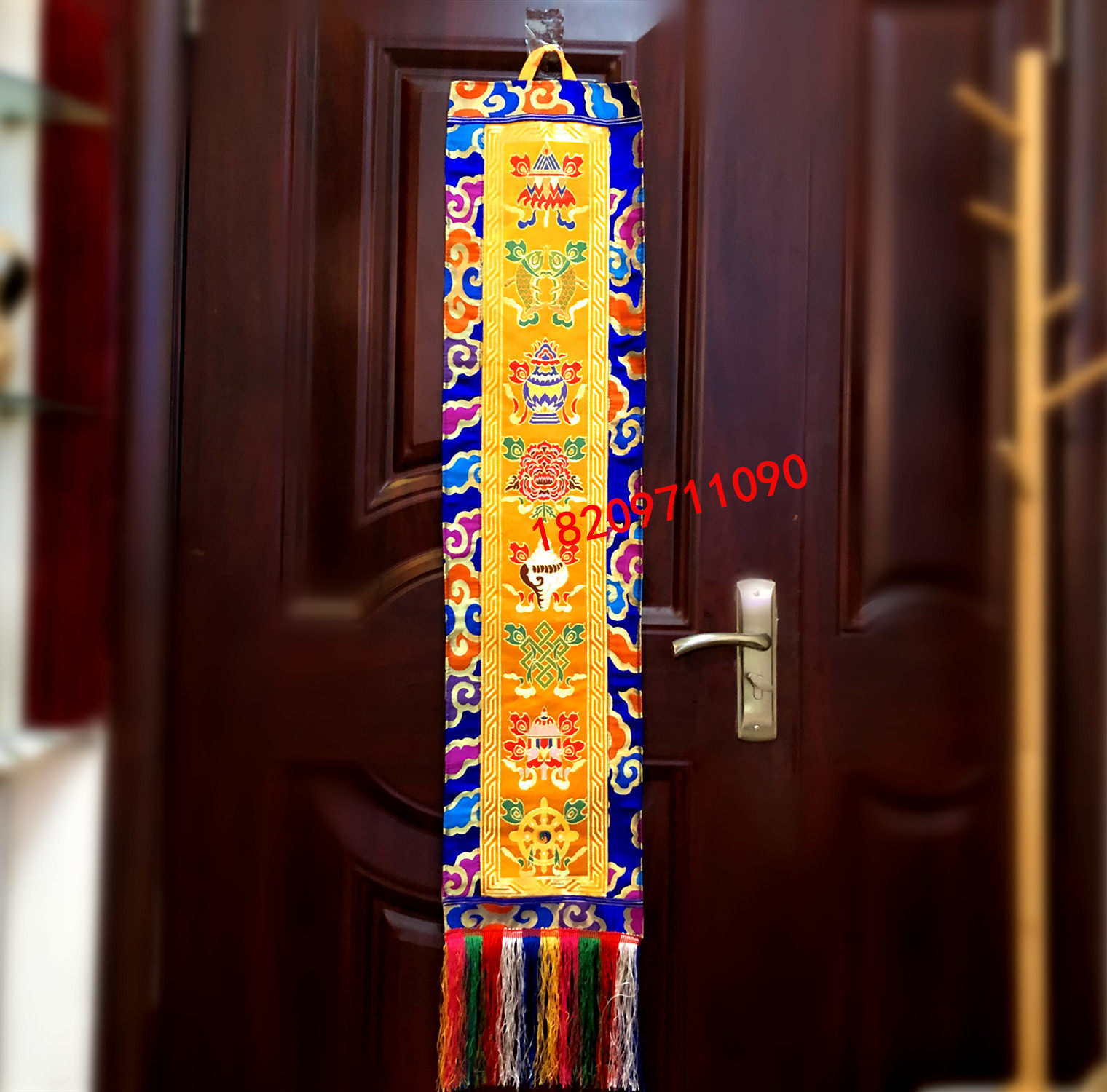 Tibetan characteristics of the Buddhist hall yellow color spike auspicious eight treasure door frame decoration curtain custom