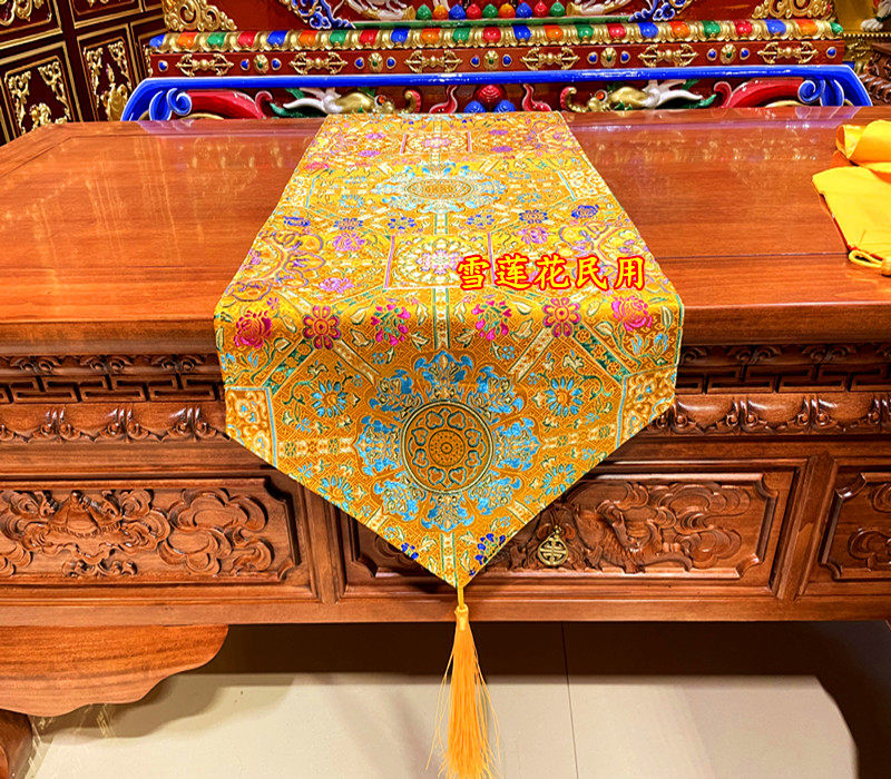 Tibetan satin fabric table flag vintage desert Rose classical coffee table cloth bed tail towel double-sided table flag custom