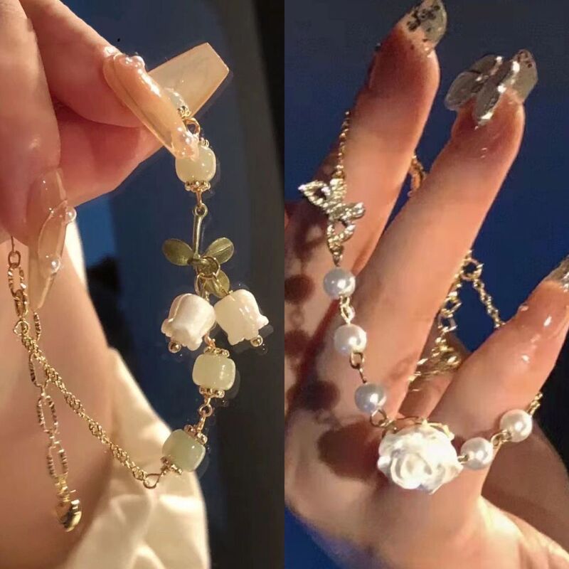 Camellia Bracelet, High Aesthetic Appeal, Student Style, Vintage Forest Style, Niche Design, Exquisite Lily of the Valley Flower, Gift for Best Friend