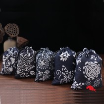 Handmade original blue and white bouquet pocket small bag bag Small seal bag Wen play storage bag Hand string bag