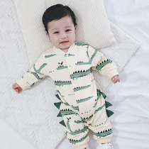 Poison Xiaobai spring new baby boy baby boy 0-2 years old cartoon crocodile jumpsuit Korean version three-color outwear