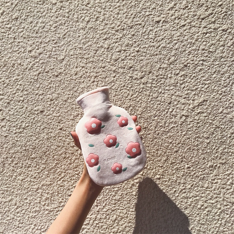Hot Water Bag Water Injection Female Trumpet Carry-on Water Bag Warm Hot Compress Tummy With a Portable Warm Hand Bao Plush Cute