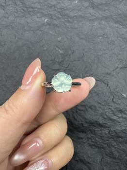 Pure natural jade a-grade ice-transparent peach blossom light luxury egg-shaped ring (ring can be adjusted, one of the varieties)