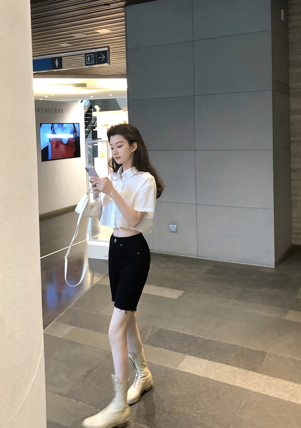 HANDLE HARRISON Superior Body High Quality Denim 50% Pants Women Summer High Waist Shorts Display Slim Riding Pants