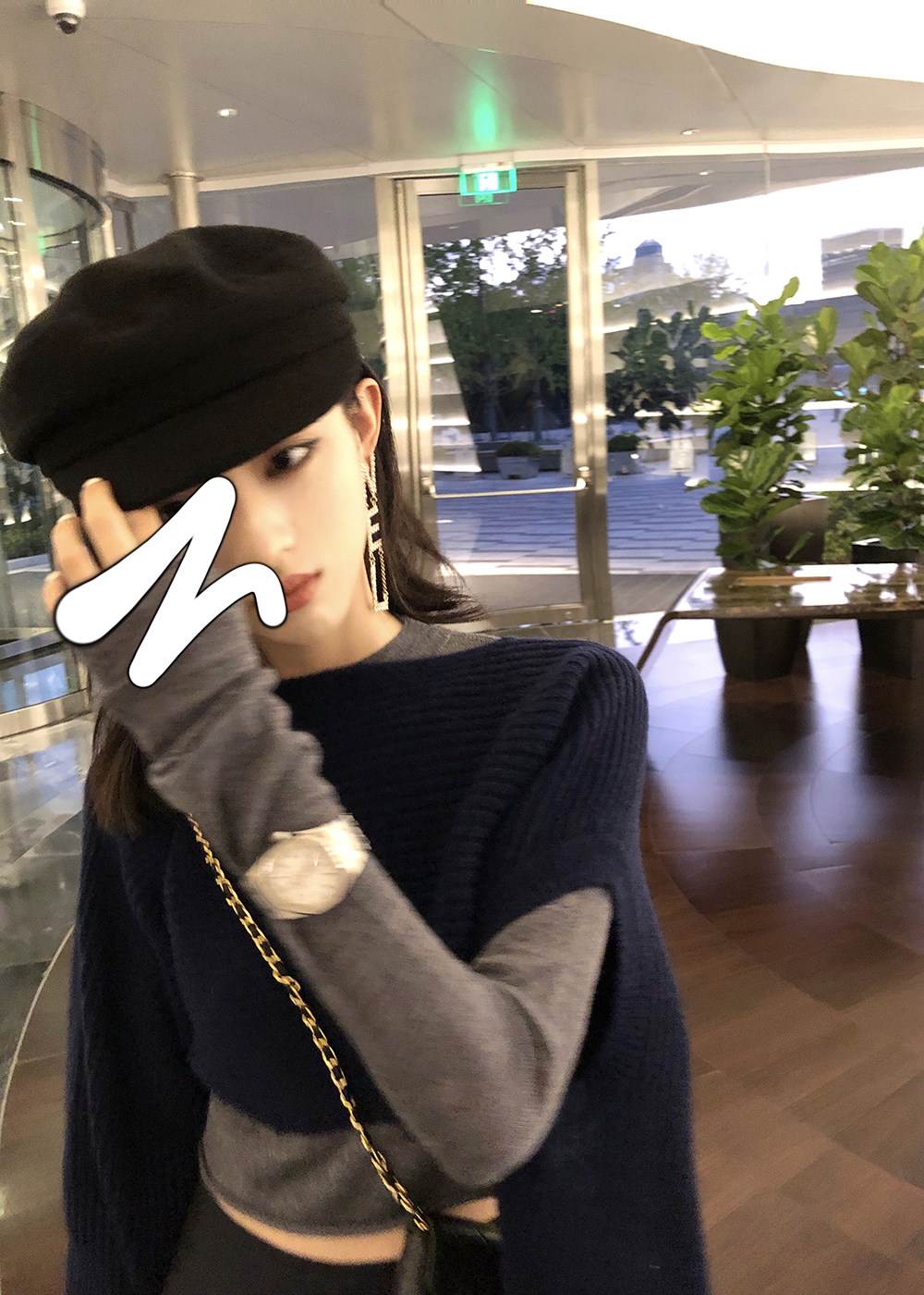 The Handled Lazy Grisles round collar sweater Women's autumn loose sleeves Lazy Shorts two-wear-knitted sweatshirt
