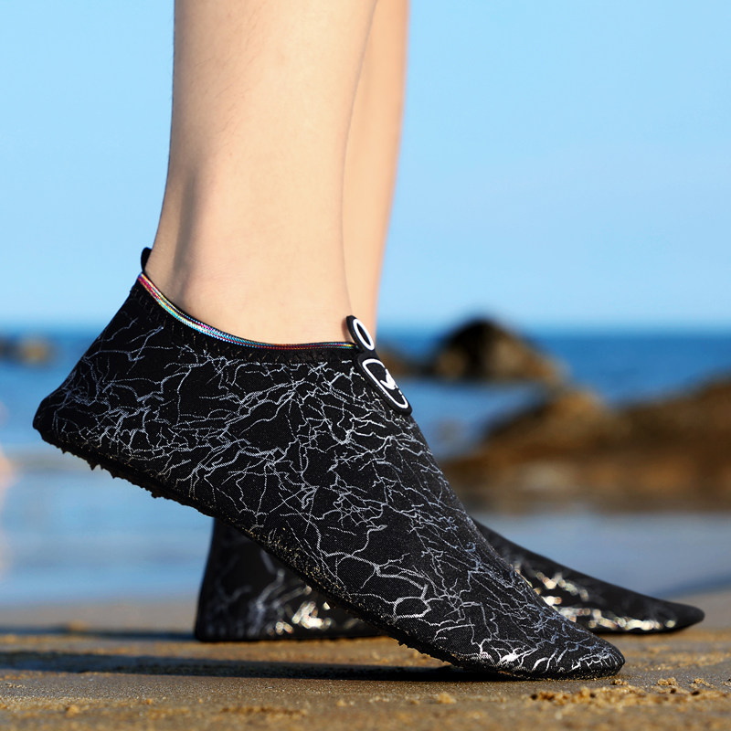 Beach Dive Shoes Adult Slide Slide Swimming Tracking Soft Shoes Men and Women Treadmill Special Snorkeling Socks Water Shoes