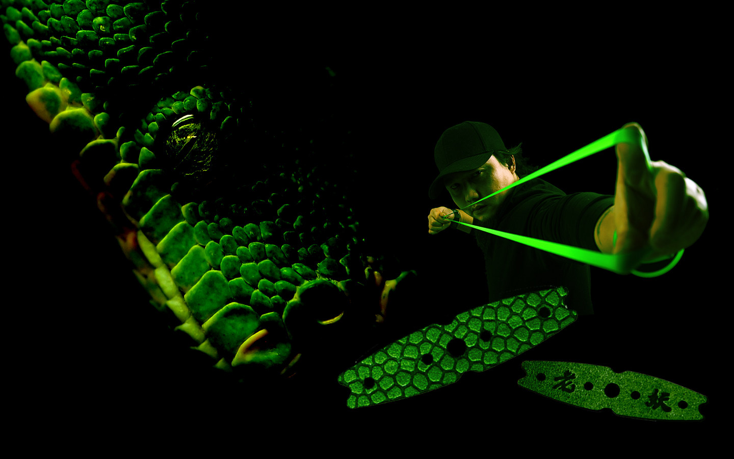 Polar old demon green demon flat rubber band outdoor actual combat slingshot flat leather pocket snake pattern green leather pocket with strong tensile strength