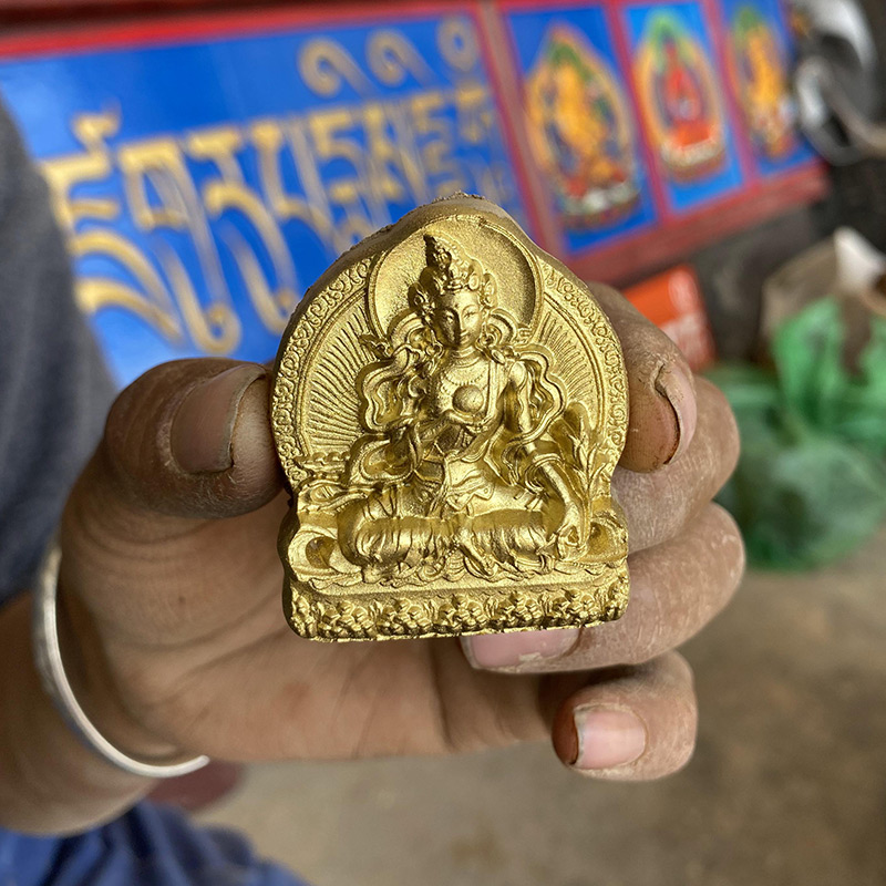 (On behalf of the Buddha statue)Small statue of King Bodhisattva Bodhisattva 1 Tibetan traditional wipe the soil statue