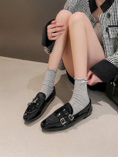 Leichte, luxuriöse, kleine Lederschuhe im britischen Retro-Stil für Damen, 2025, neuer Stil aus echtem Leder, spitze Zehen, flache Slip-on-Loafer