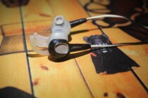 Bose IE1 1st generation Doctor Entrance Ear Headphones Classic Collection Heavy Bass Shark Fin Second Hand