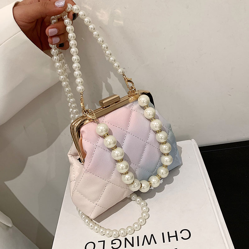 Mini Bag Female 2021 Summer New Fashion Single Shoulder Bag Messenger Rhombic Pearl Chain Bag display picture 12