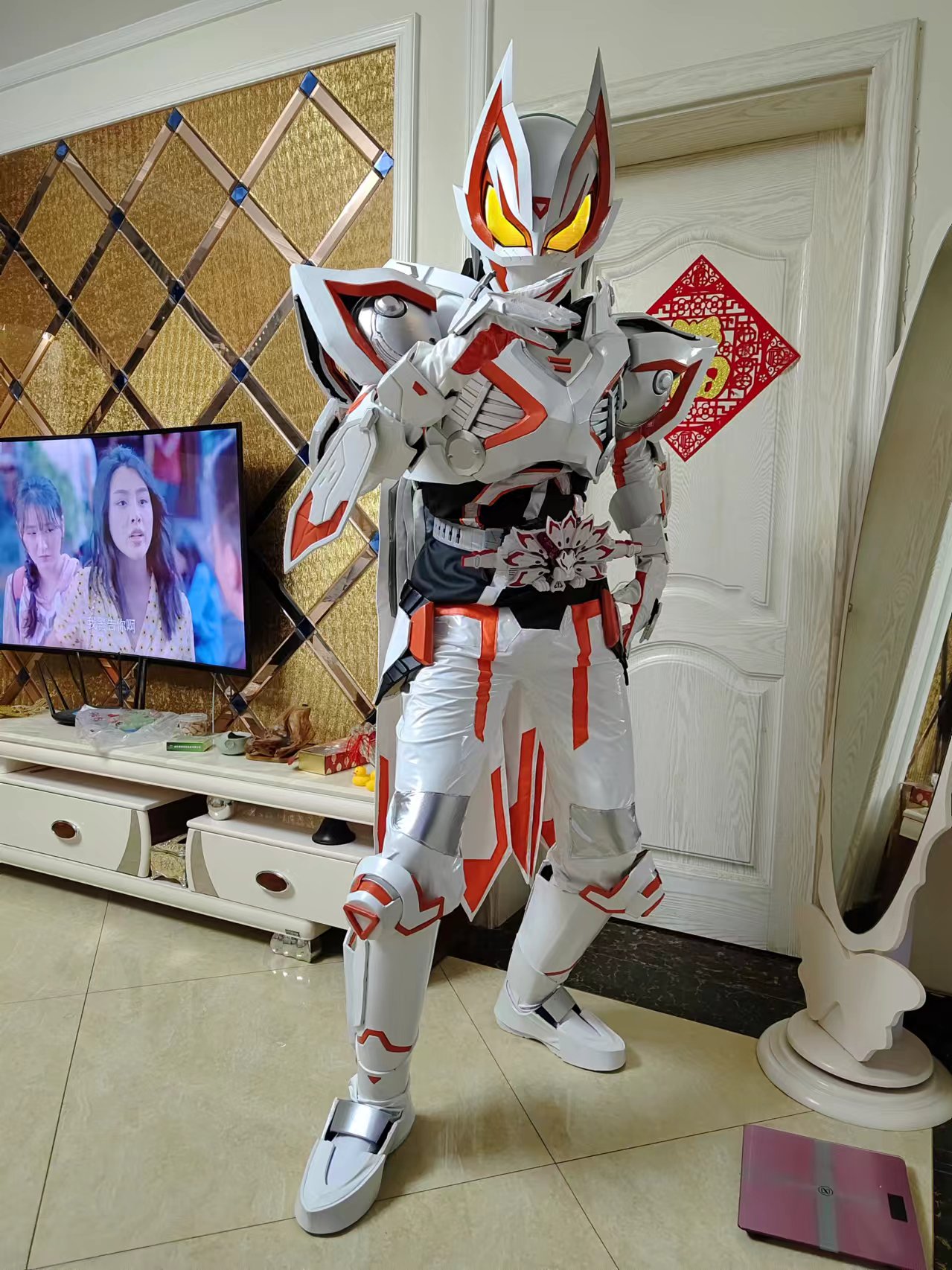 仮面ライダー極狐MK9 コスプレ衣装 フルセット 塗装完成品 仮面ライダー極狐MK9 コスプレ用一体式スーツ＆マスク 塗装完成