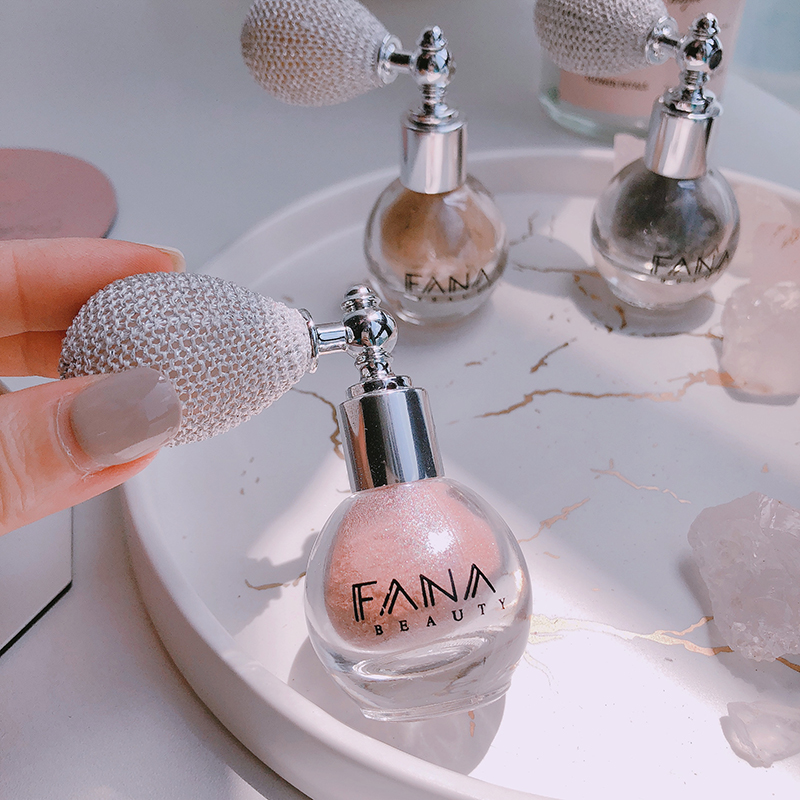Li Jiaqi recommends flash powder spray high-light powder powder powder waterproof fine shiny crystal eye face brightening