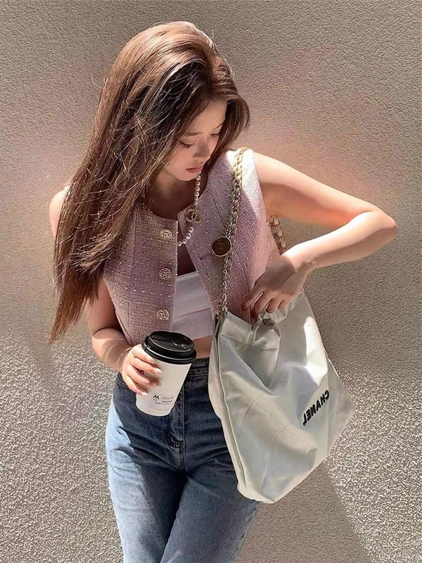 Tweed Style Round-Neck Pink Sequin Vest Thin Jacket for Women Summer 2026 New High-End Sleeveless Vest Top