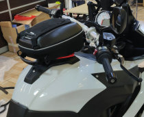 bikeGP Baoma S1000XR 15-16 motorcycle mobile phone navigation bag fuel tank bag with adapter adapter