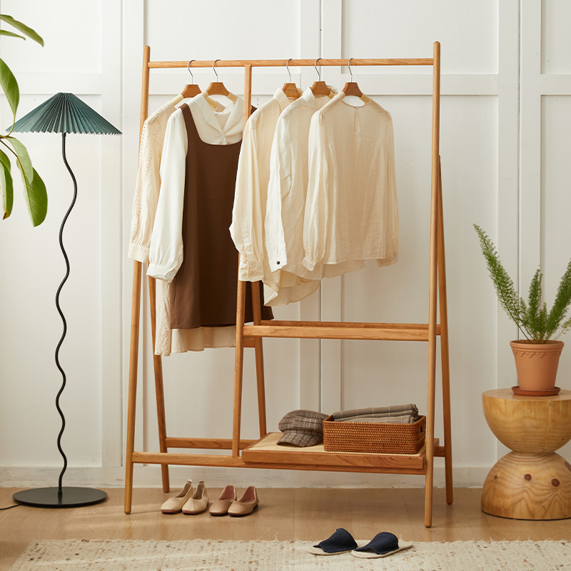 Nordic Black Walnut Cherry Wood Hat Hat Roof Japanese Solid Wood Household with Floor Hanging Bedroom Rack