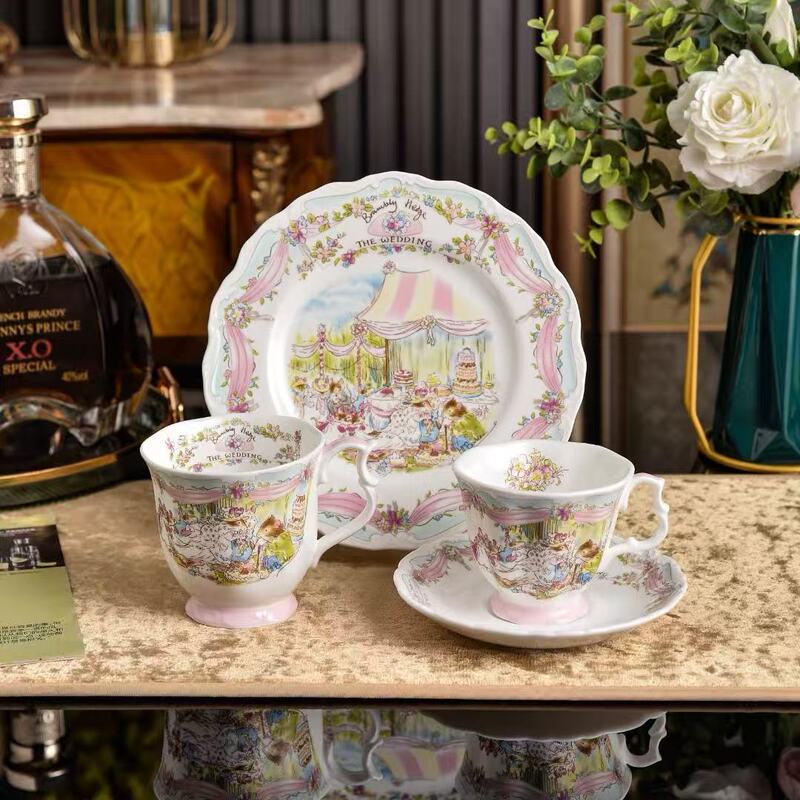 European-Style Bone China Darlington Mouse Moving Wedding Series Mug, Snack Plate, Coffee Cup, Cake Plate European-Style Bone China Darlington Mouse Moving Wedding Series Mug, Snack Plate, Coffee Cup, Cake Plate