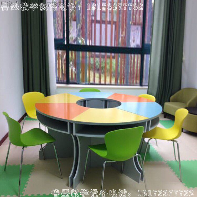 children's reading table and chair