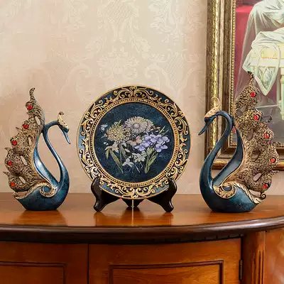 European-style ornaments, soft clothes, creative porch, American wine cabinet, home accessories, new homes, gifts, love Swan
