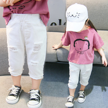 Baby girl summer 2022 new short pants girls childrens foreign style summer jeans ripped cropped pants Korean version