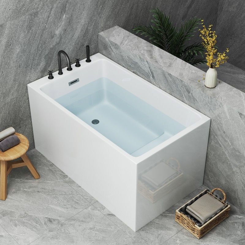 Acrylic Freestanding Small Deep Soaking Bathtub for Home Use, Japanese-Style Adult Mini Square Trendy Constant Temperature Small Bathtub