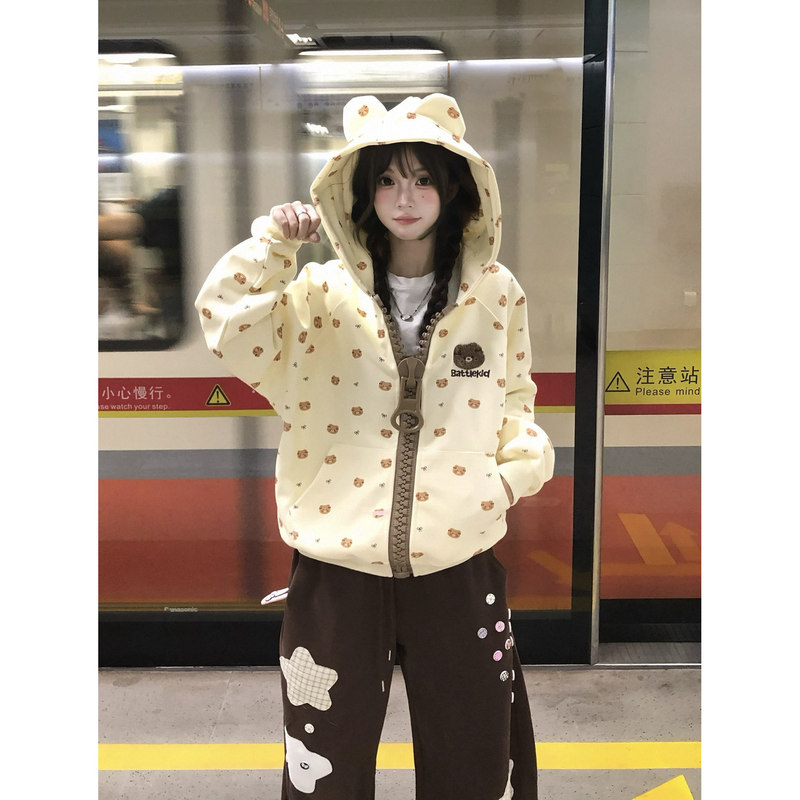 Cute Bear All-Over Print Large Zipper Hoodie for Women, Loose Fit, Autumn and Winter Cardigan Jacket, Sweet Casual Top, Trendy Cute Bear All-Over Print Large Zipper Hoodie for Women, Loose Fit, Autumn and Winter Cardigan Jacket, Sweet Casual Top, Trendy